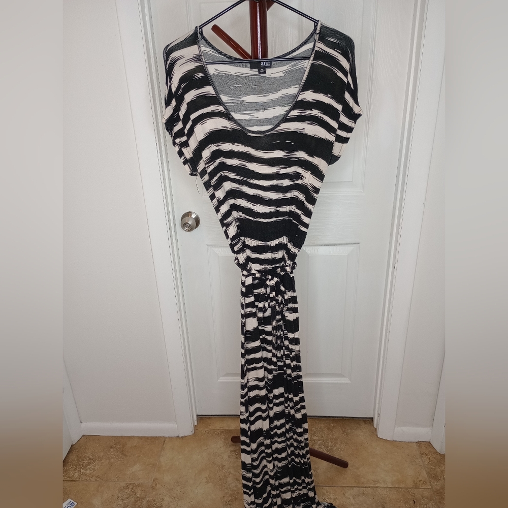 a.n.a Black & Tan Maxi Dress